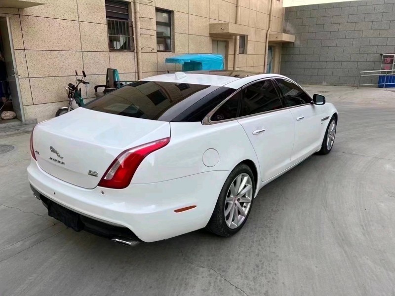 邯鄲16年捷豹XJL4