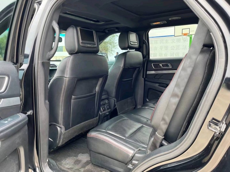 徐州16年福特探险者5