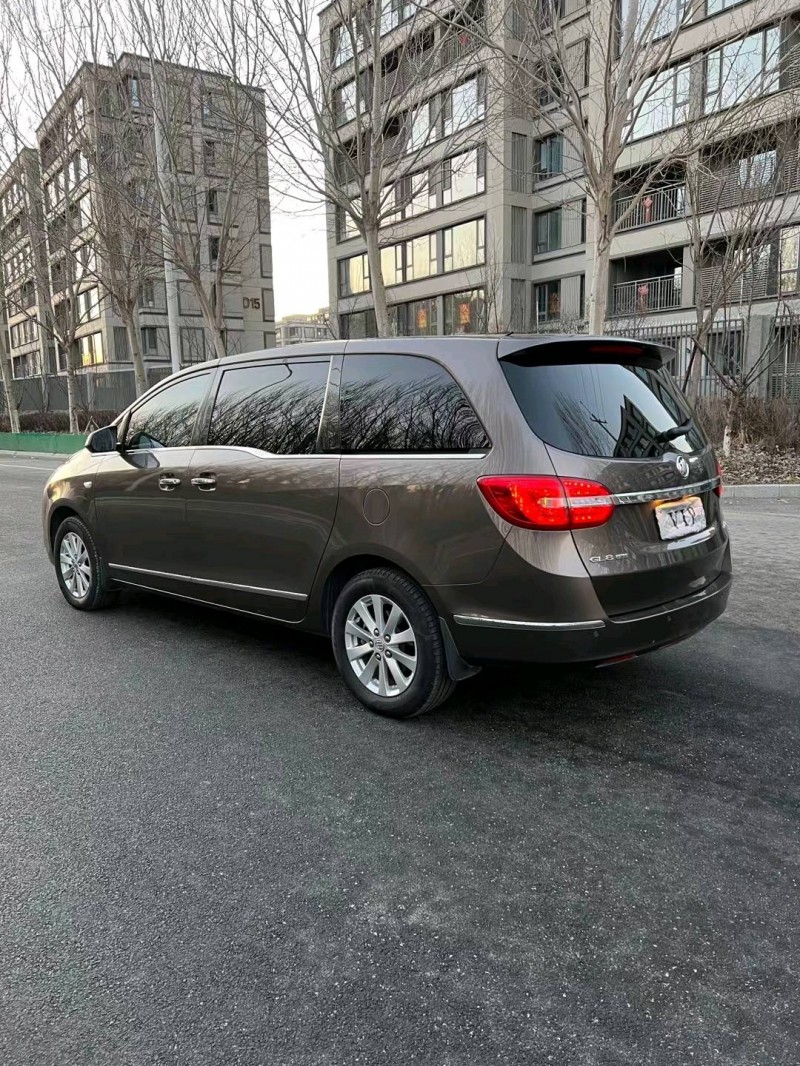 沈阳17年别克GL81