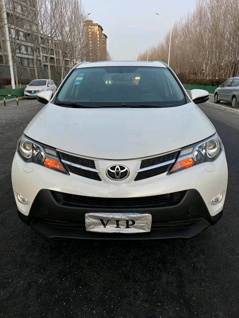 沈阳16年丰田RAV4荣放1