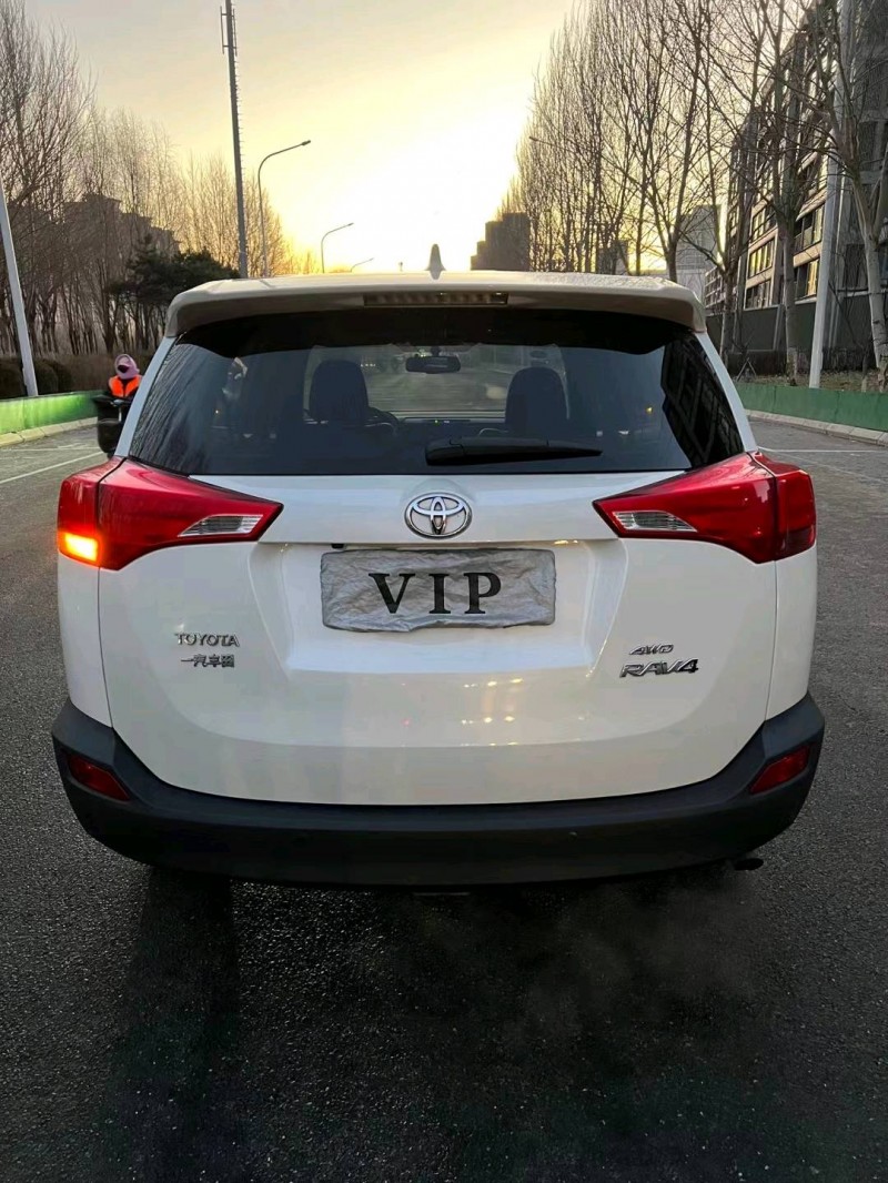 沈阳16年丰田RAV4荣放7