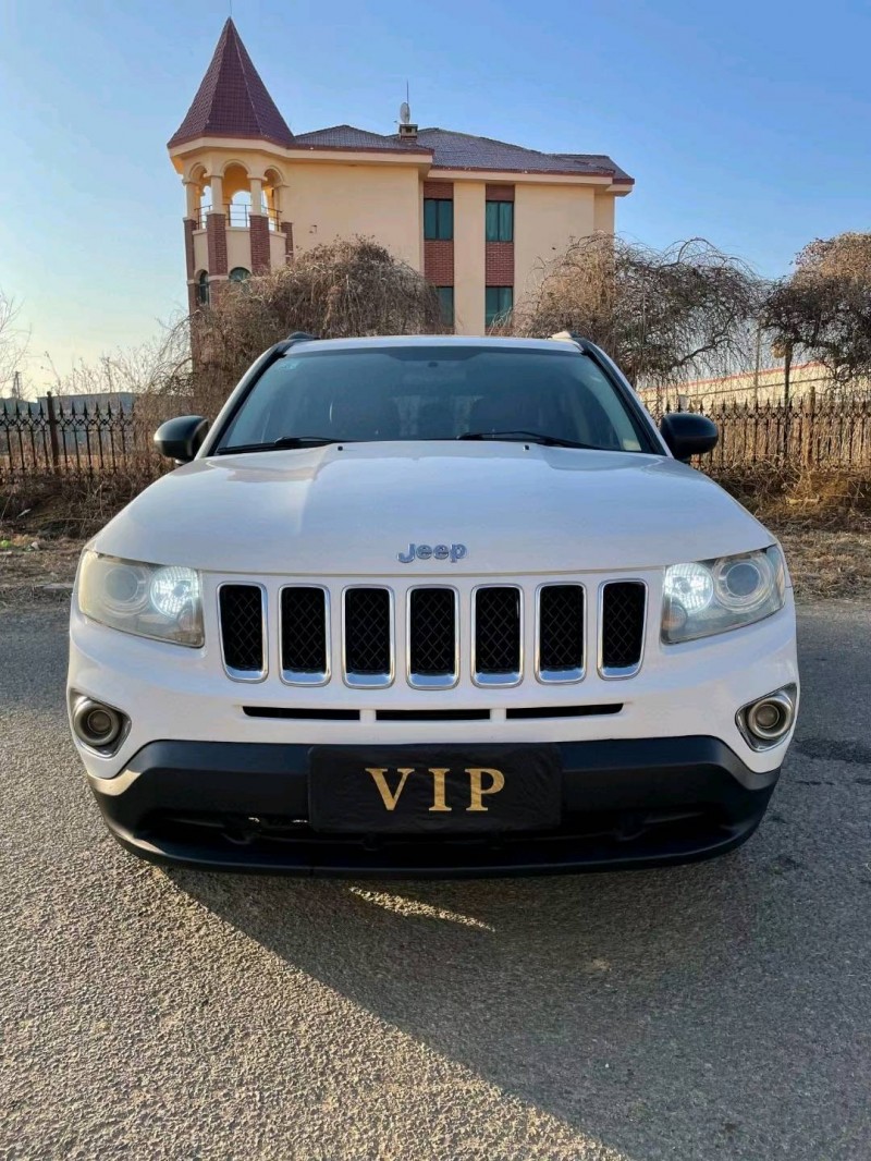 沈阳13年Jeep指南者1