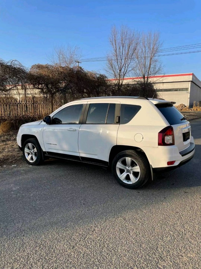 沈阳13年Jeep指南者6