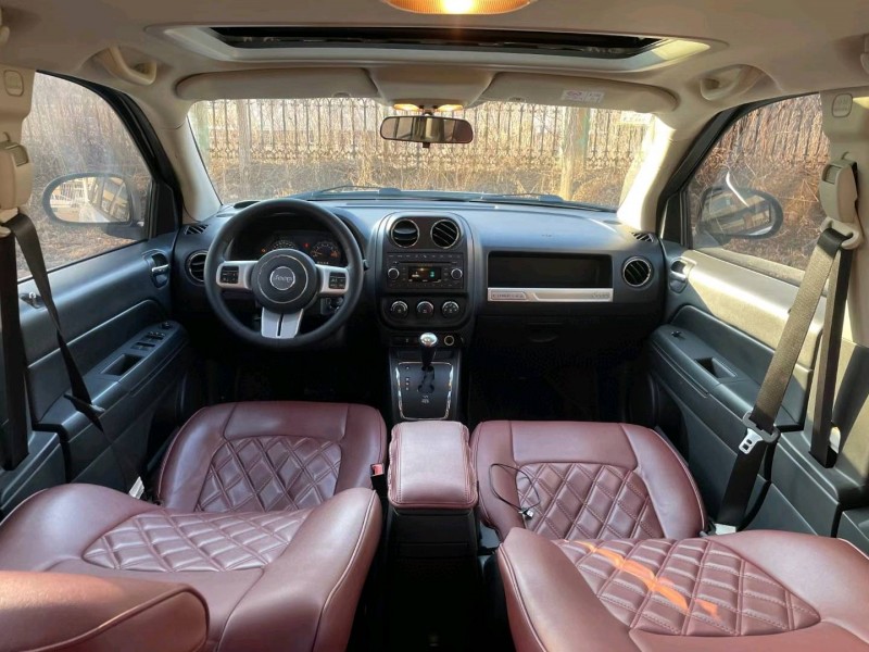 沈阳13年Jeep指南者9