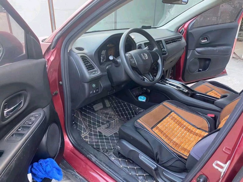 珠海18年本田缤智3