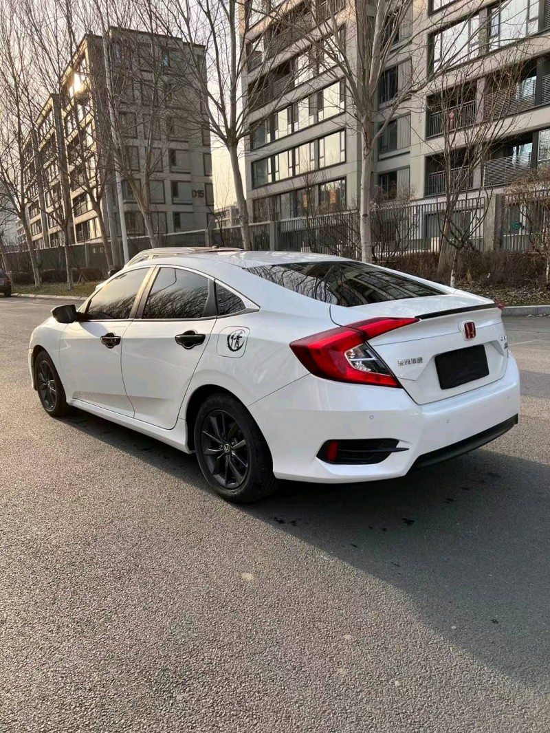 沈阳20年本田思域9