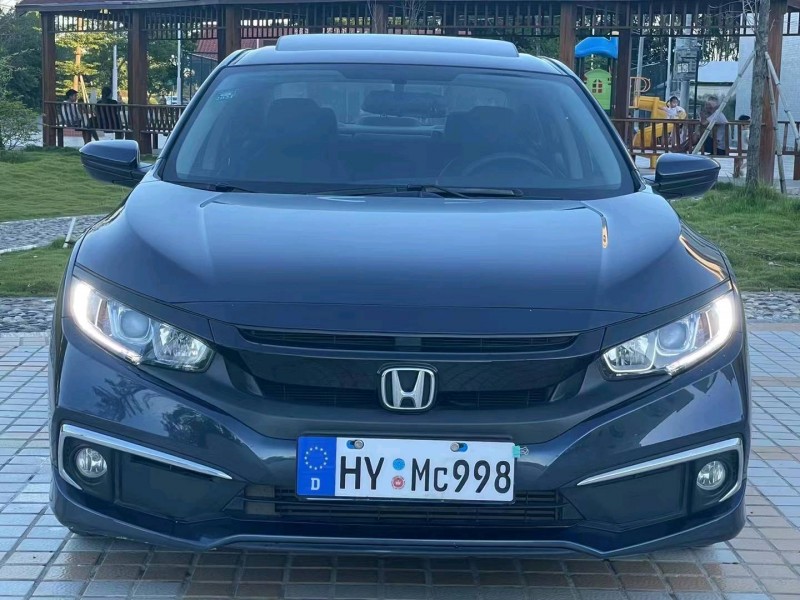 珠海19年本田思域1