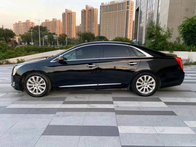 珠海14年凯迪拉克XTS3