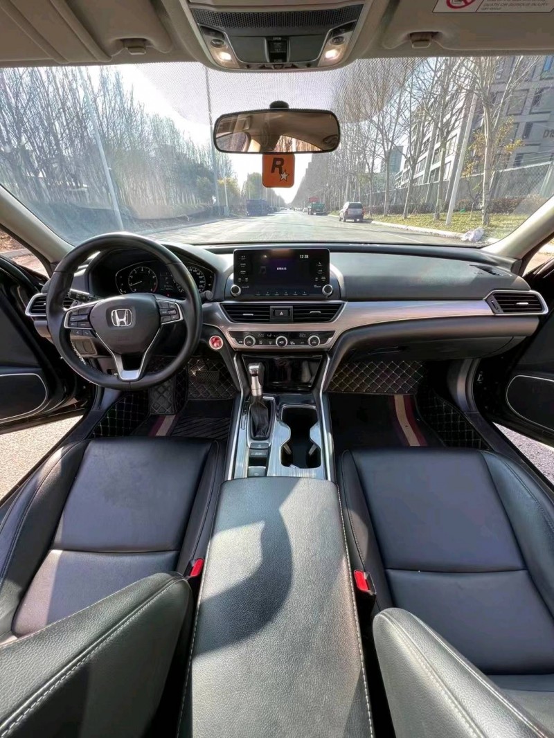 沈阳19年本田雅阁4