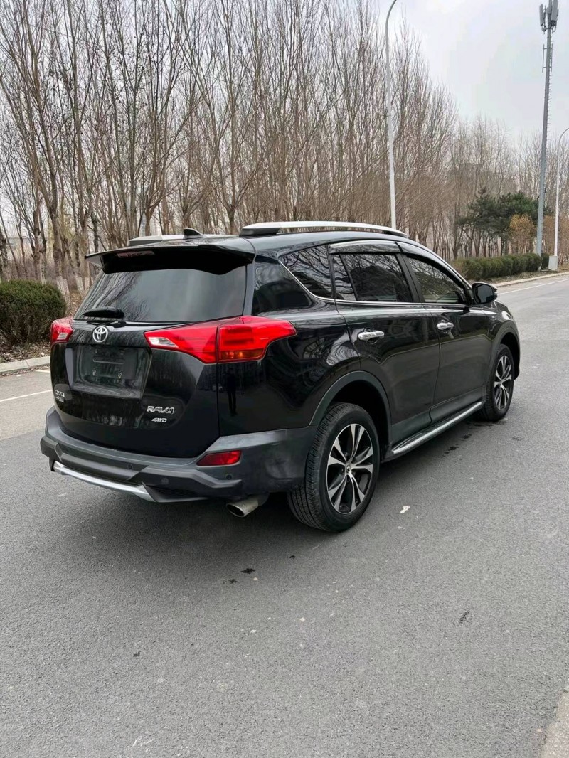 沈阳16年丰田RAV4荣放6