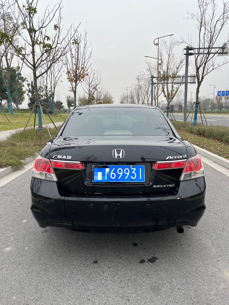 泰州08年本田雅阁6