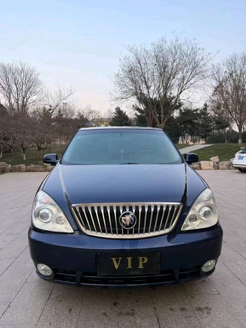 邢台12年别克GL81