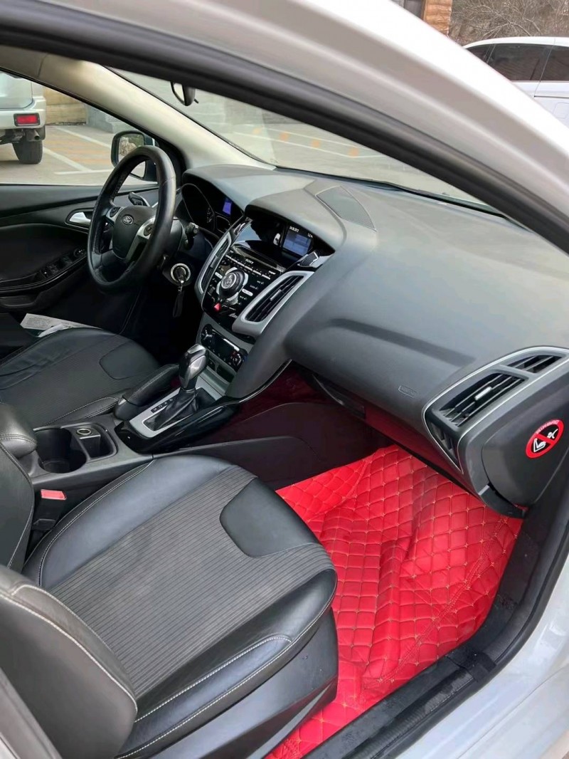 邢台12年福特福克斯6