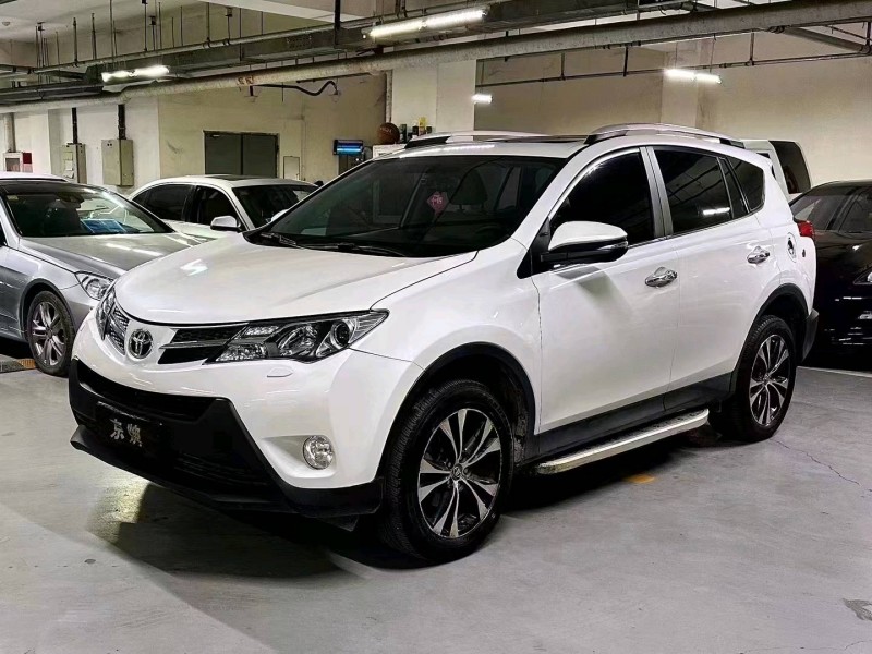 北京15年丰田RAV42