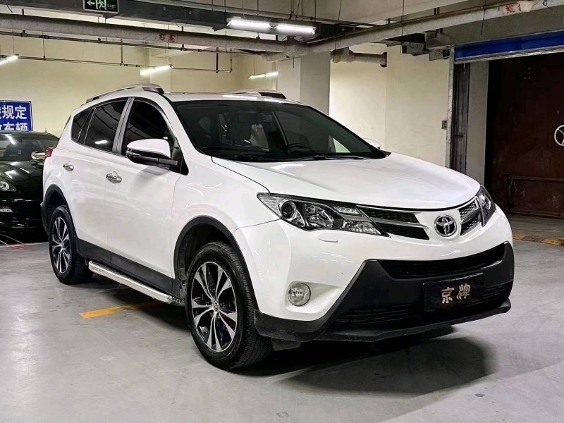 北京15年丰田RAV43