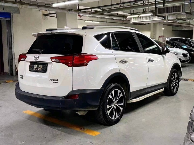 北京15年丰田RAV47