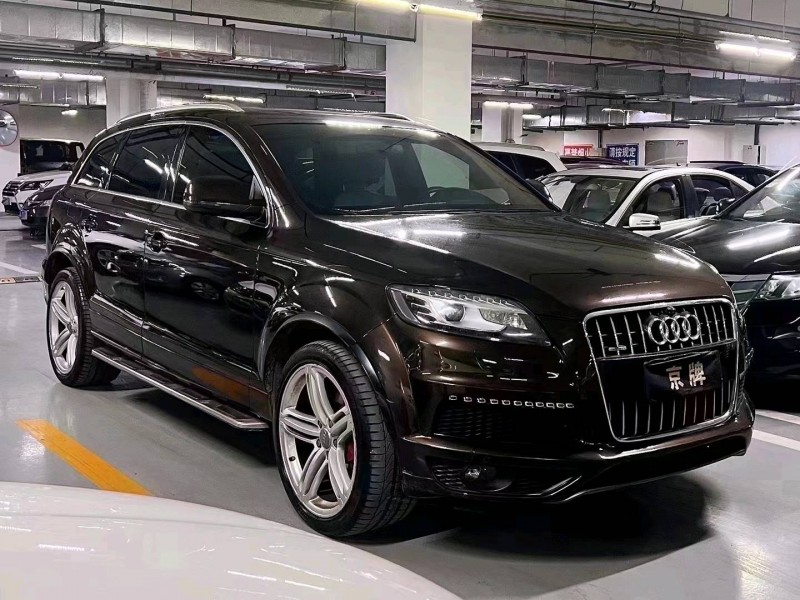 北京12年奥迪Q73