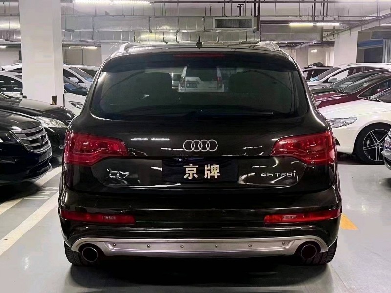 北京12年奥迪Q79