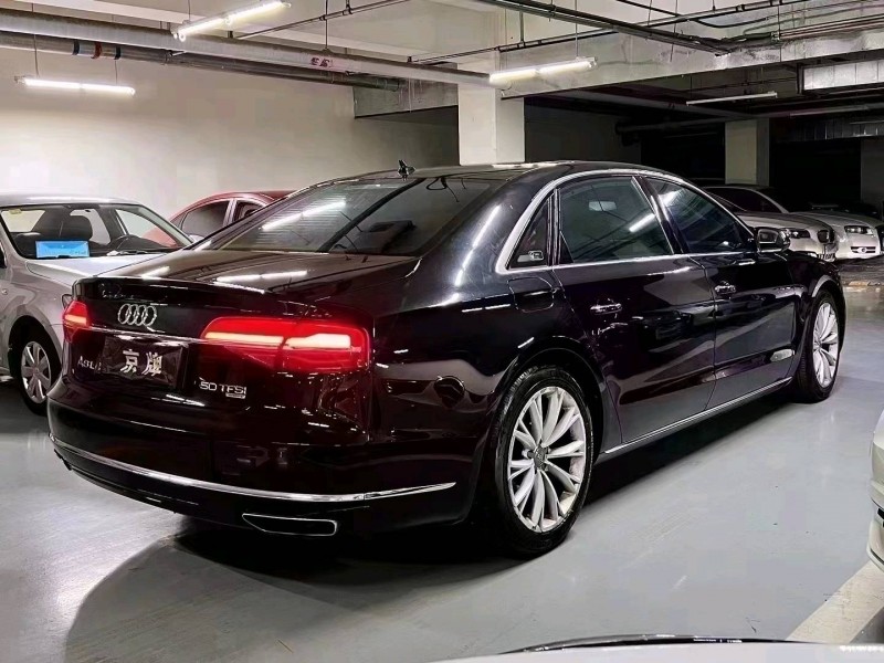 北京15年奥迪A8L8