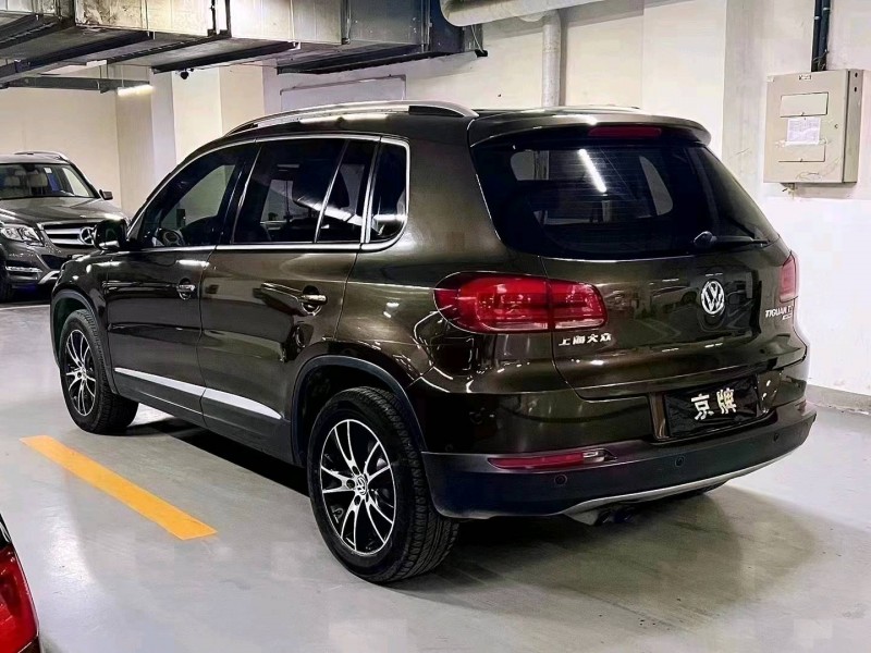 北京13年大众途观8