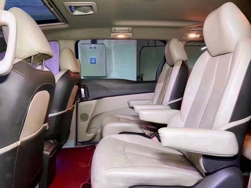 邢台16年别克GL85