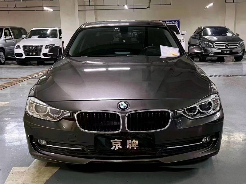 北京12年宝马3系9