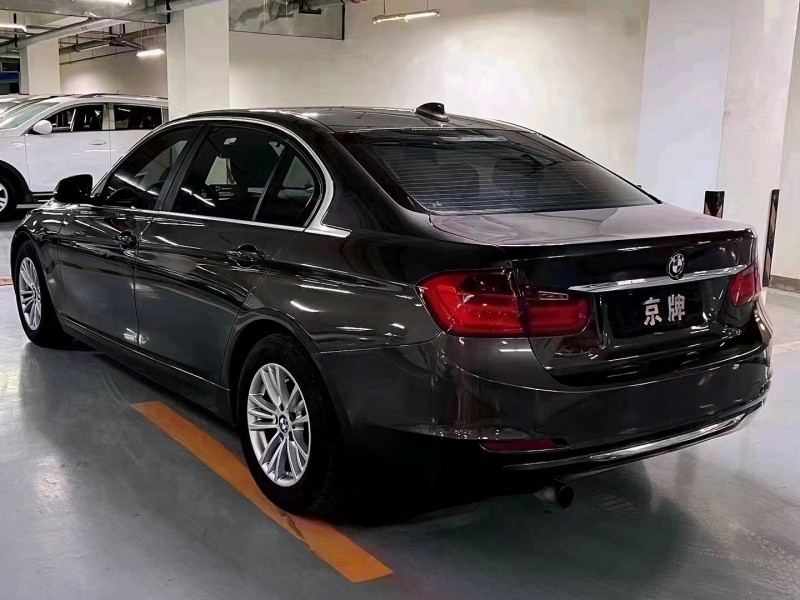 北京12年宝马3系3