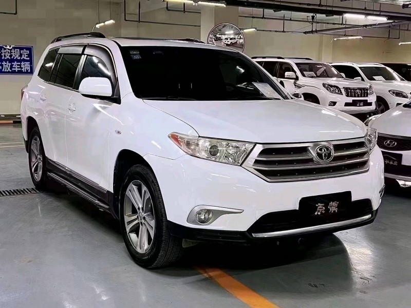 北京14年丰田汉兰达3