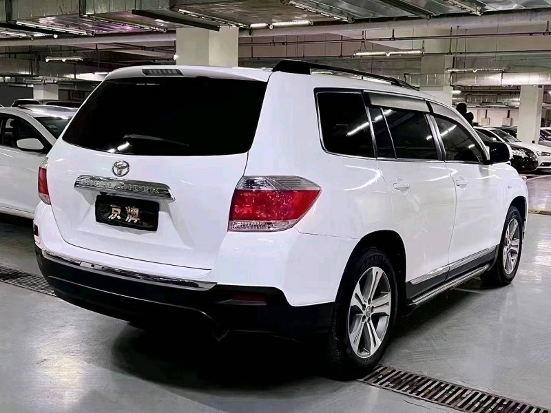 北京14年丰田汉兰达7