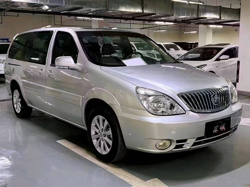 北京12年别克GL83