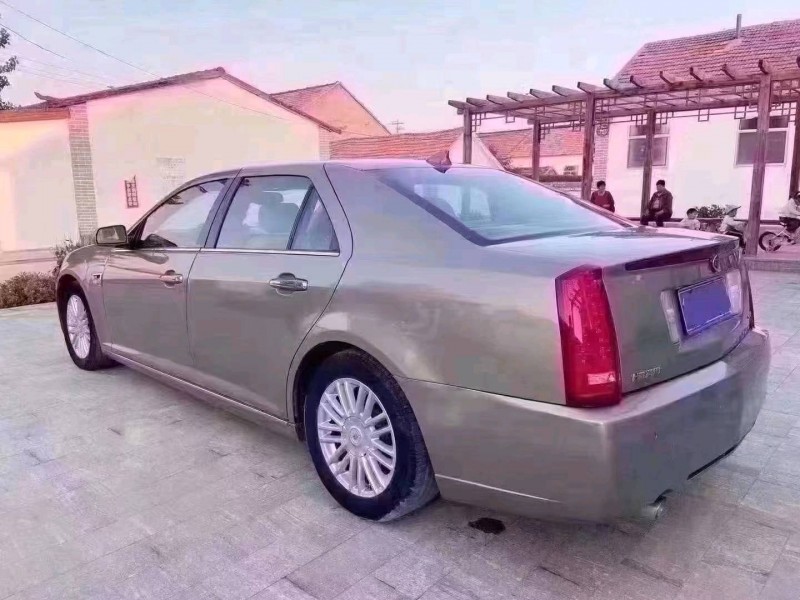 潍坊13年凯迪拉克赛威6