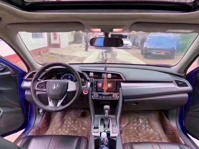 潍坊16年本田思域4