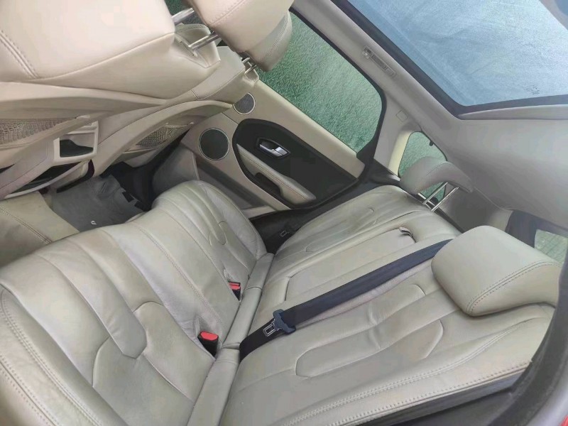 枣庄14年路虎极光9