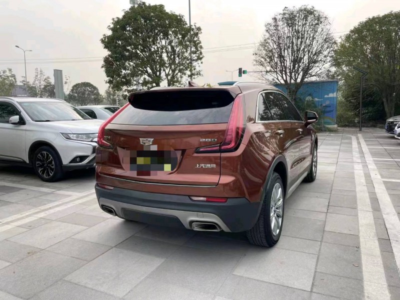 重庆19年凯迪拉克XT43