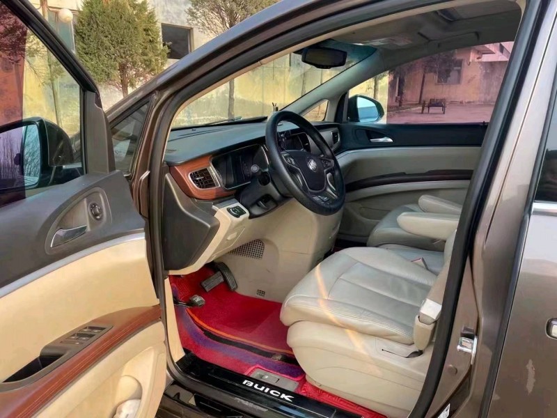 东营16年别克GL87