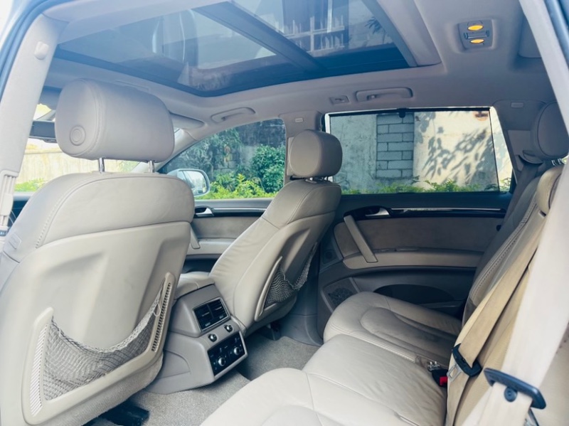 东莞11年奥迪Q72