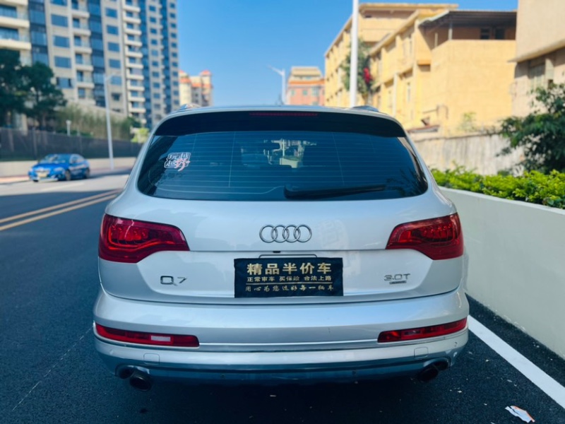 东莞11年奥迪Q71