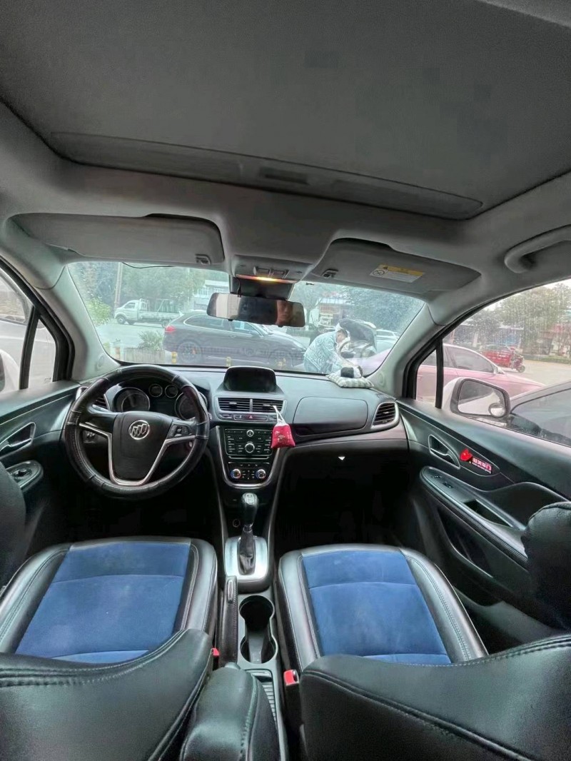 成都15年别克昂科拉3