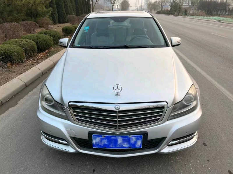 东营11年奔驰C1
