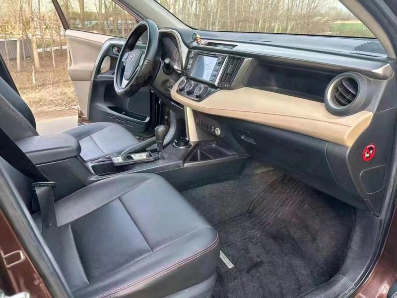 邯郸14年丰田RAV4荣放6