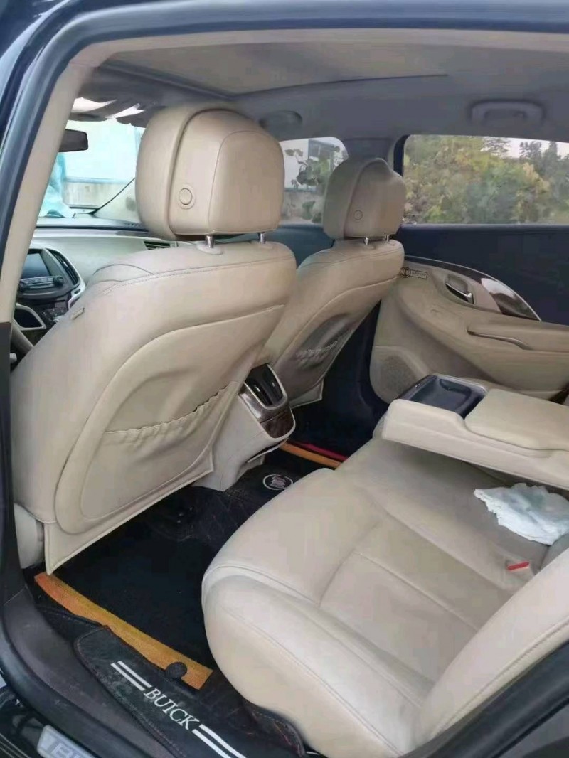 枣庄15年别克君越4