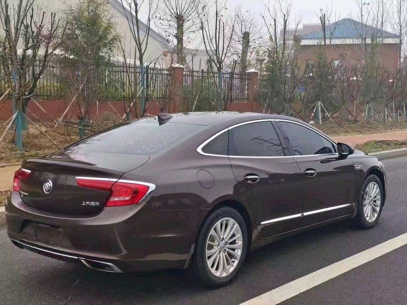 邯郸16年别克君越8