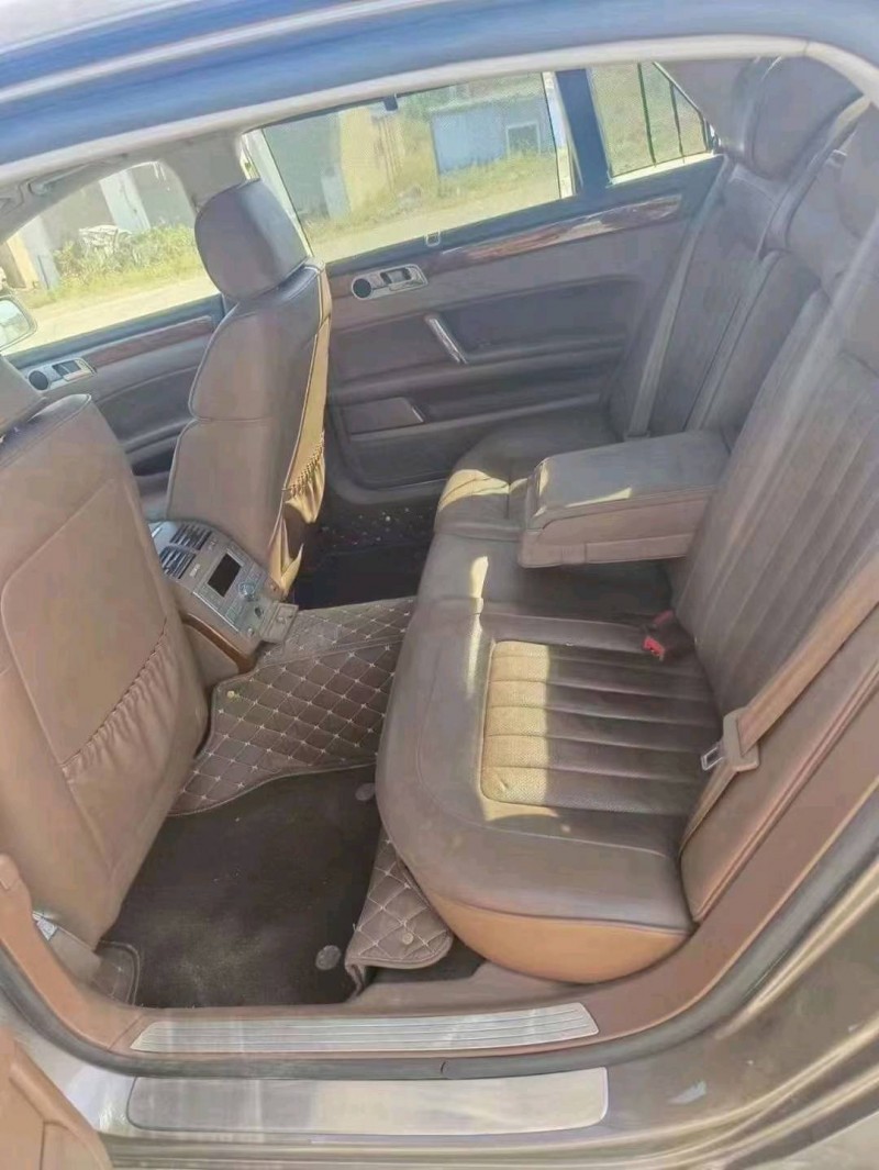 邯郸13年大众辉腾4