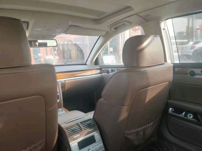 邯郸13年大众辉腾8