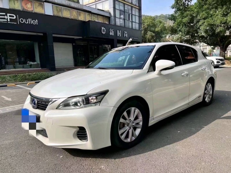 邯郸12年雷克萨斯CT7