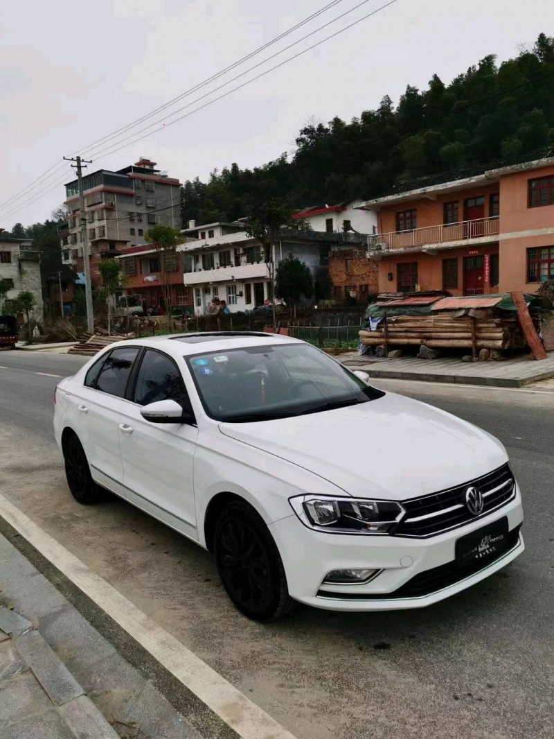 邯郸18年大众宝来8