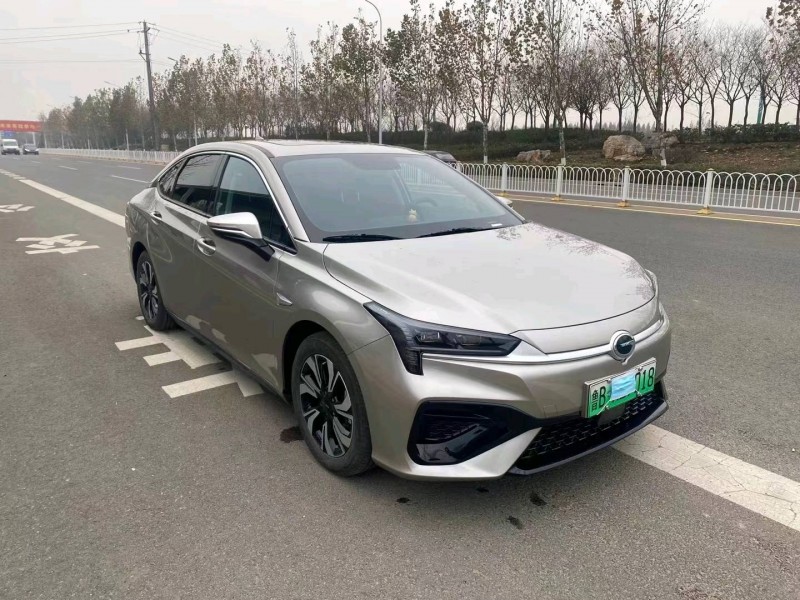 济南22年传祺埃安1