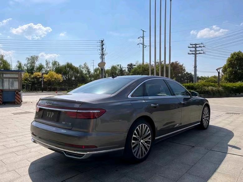 盐城18年奥迪A8L8