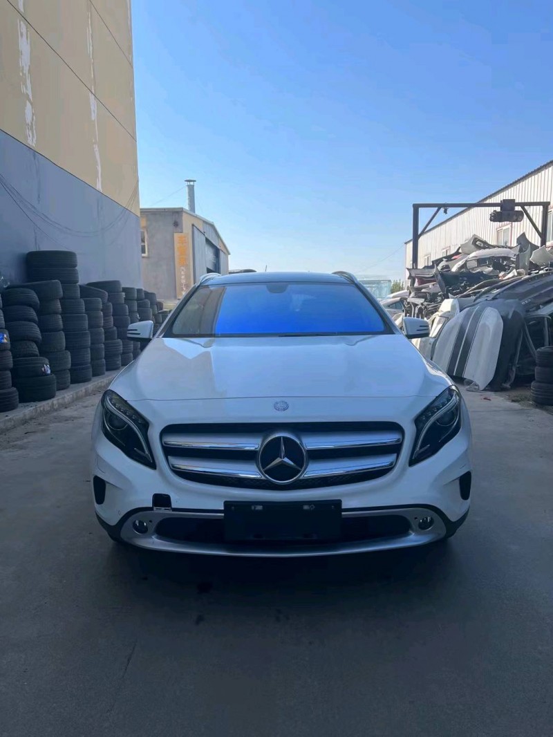 邯郸16年奔驰GLA1