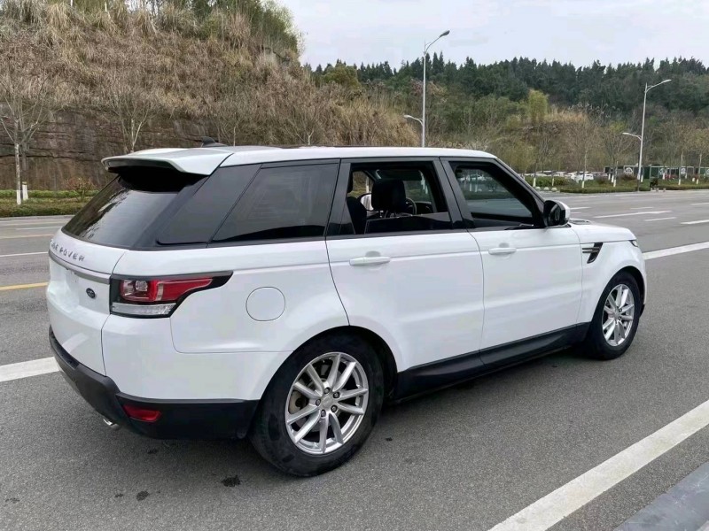 宜昌17年路虎揽胜运动9